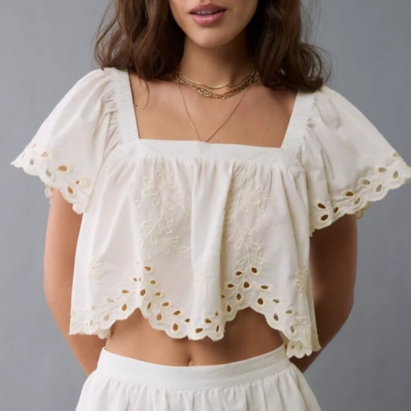American Eagle Outfitters Tops - American Eagle Size Large White Eyelet Top